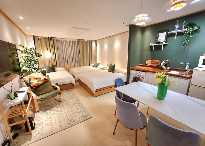 아파트 Hongdae House