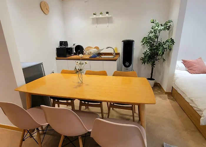Hongdae House 아파트