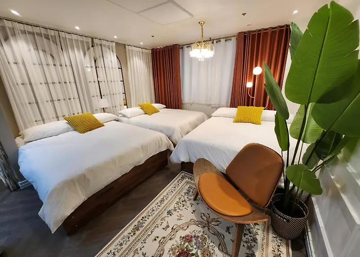 Hongdae House *